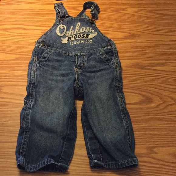 NWOT Overalls & 2 tops - Picture 2 of 4